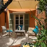 Le Mouillage Hotel
