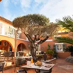Le Mouillage Otel