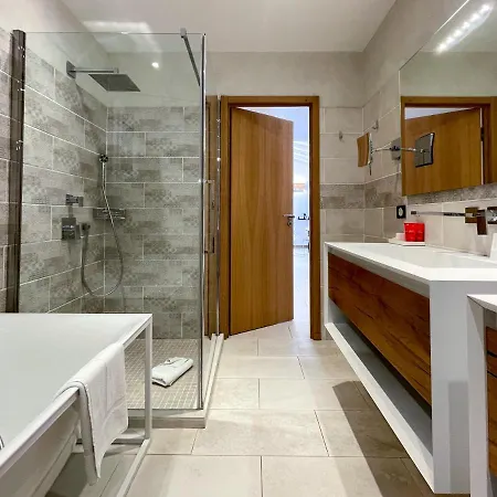 Le Mouillage 4* Сен-Тропе