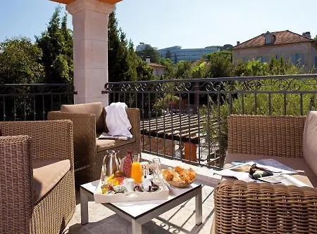 Le Mouillage Otel