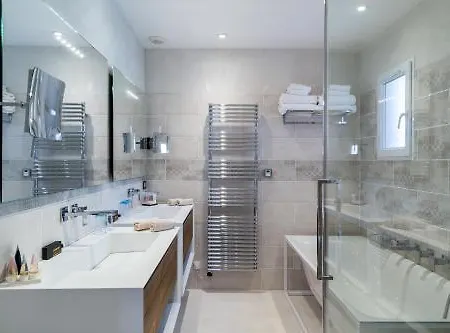 Отель Le Mouillage 4*