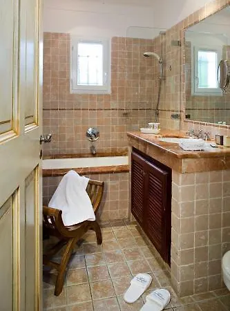 Отель Le Mouillage 4*