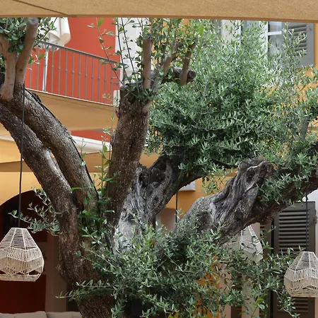 Le Mouillage Hotel