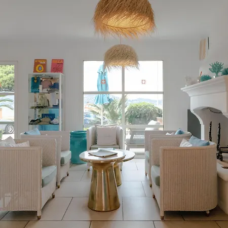Le Mouillage Отель 4*