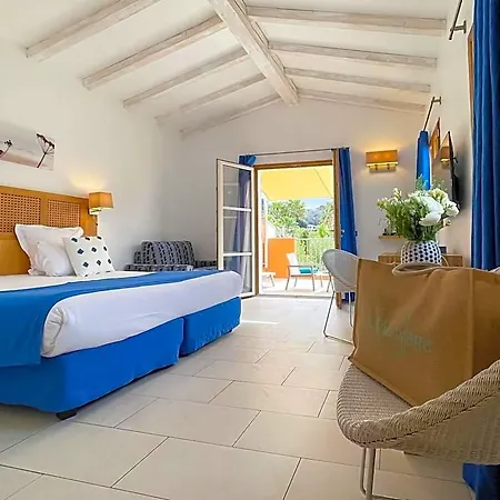 Le Mouillage 4*