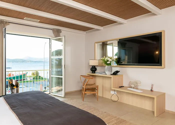 Le Mouillage Hotel 4*