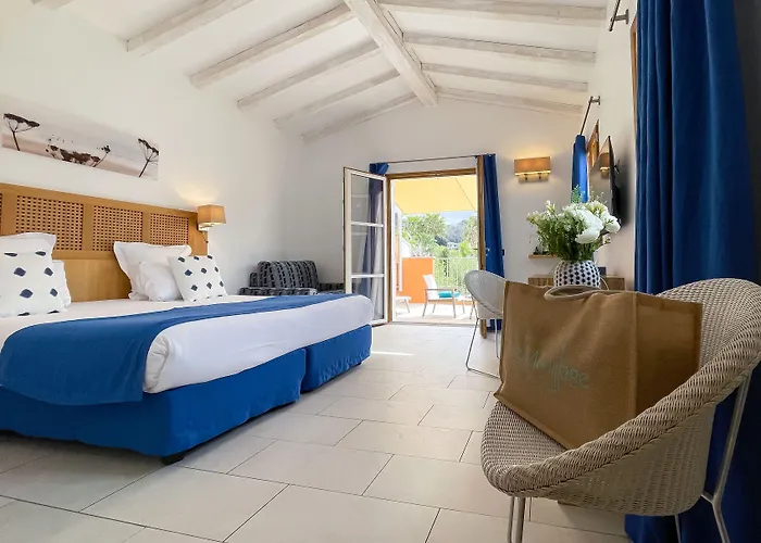 Le Mouillage Otel 4*